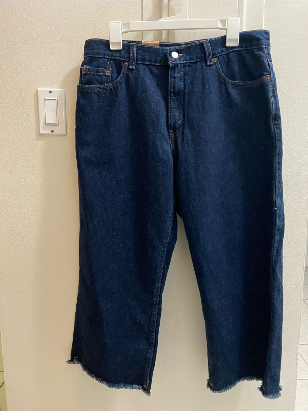 Levi's Women's Dark Indigo Cropped Straight Jeans